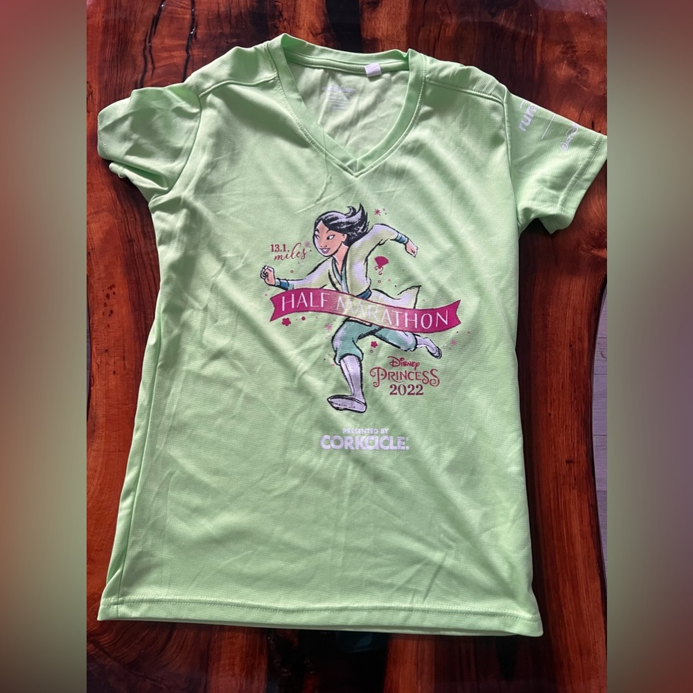 Run Disney 2022 Princess half Marathon Performance shirt in x small.
